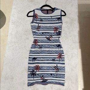 BCBGMAXAZRIA Body Con Cocktail Dress